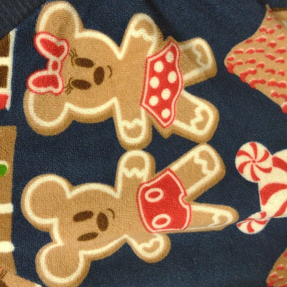 Disney Women's Mickey & Minnie Mouse Gingerbread Holiday Fleece 2Piece PJ Set - Picture 4 of 10